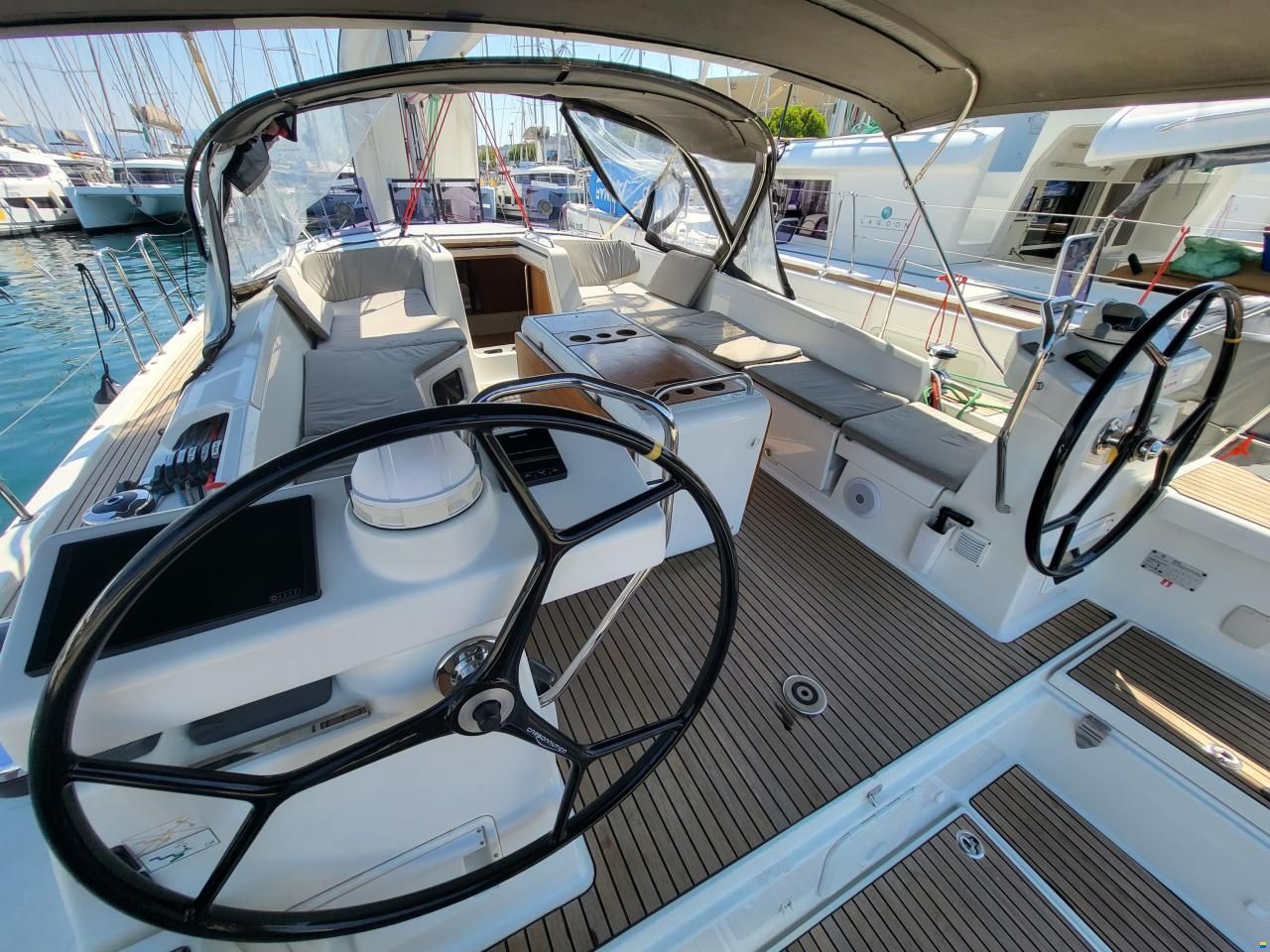Jeanneau 54