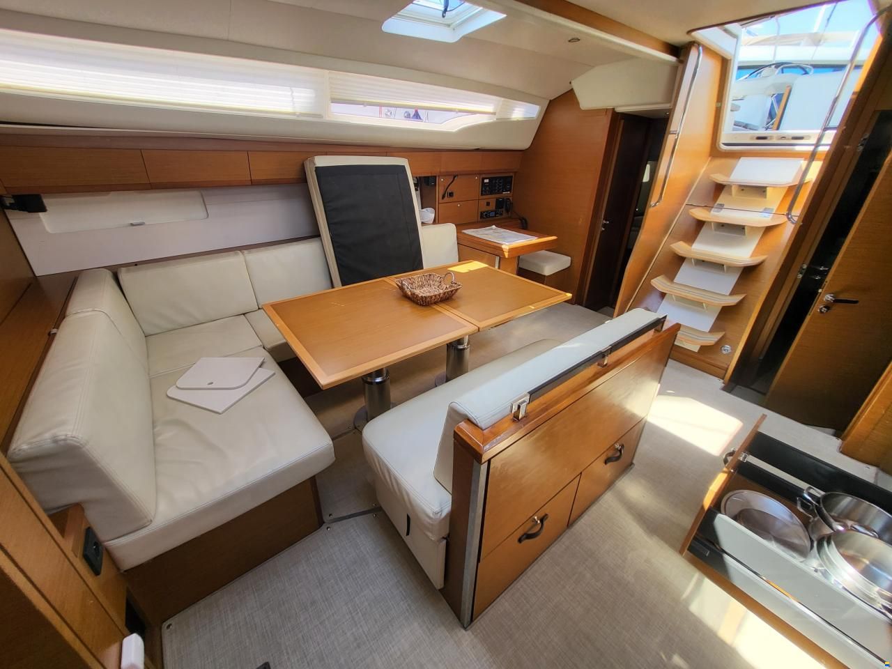 Jeanneau 54