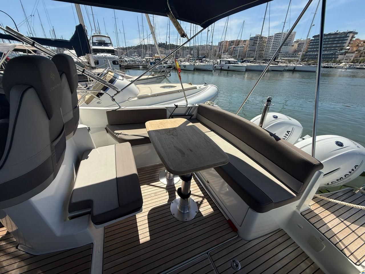 Jeanneau CAP CAMARAT 8.5 WA