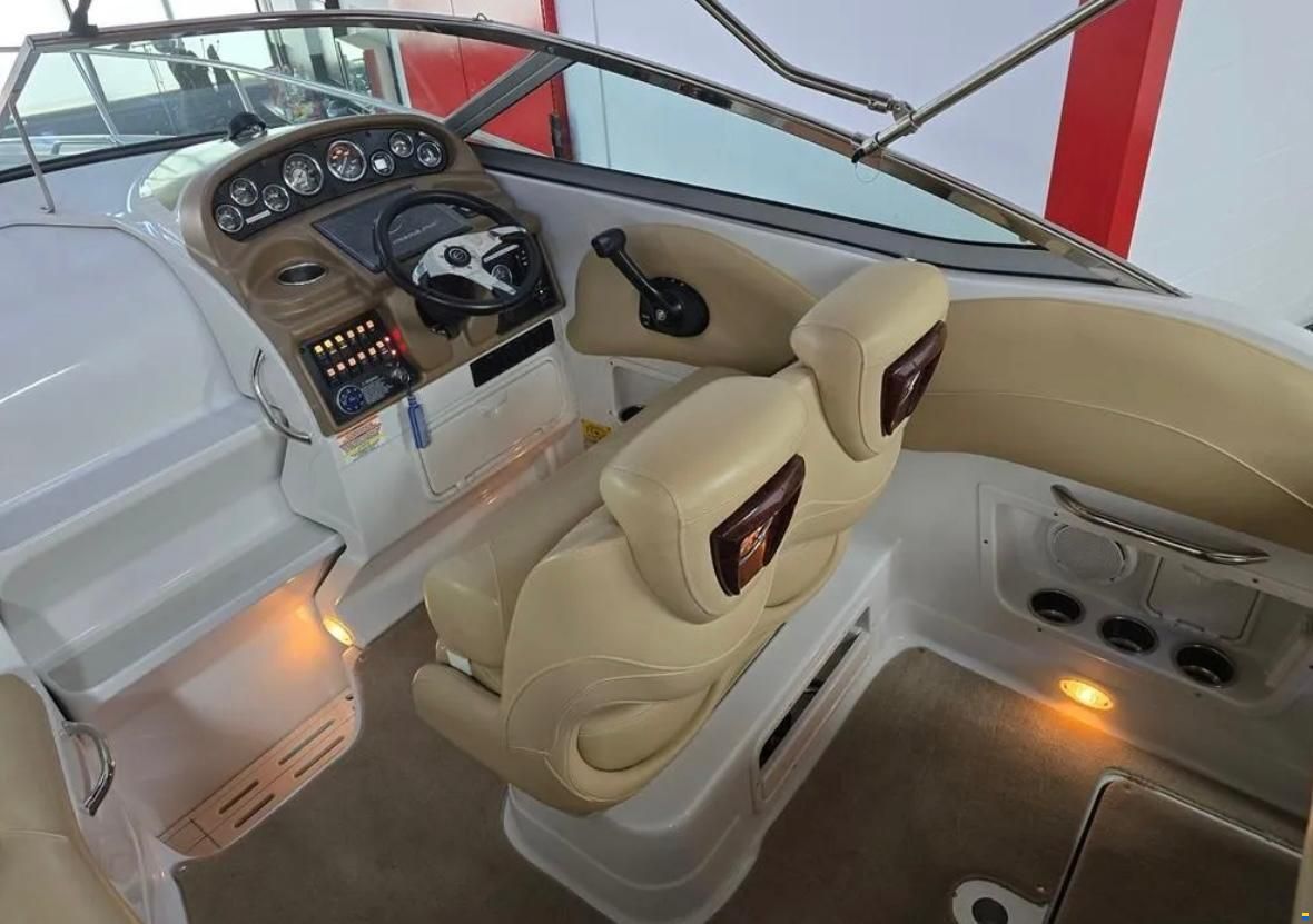 Crownline 260 CR