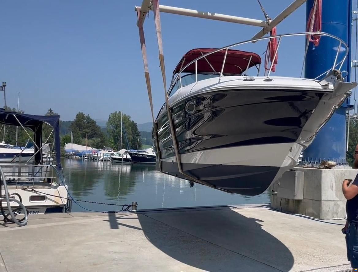 Crownline 260 CR