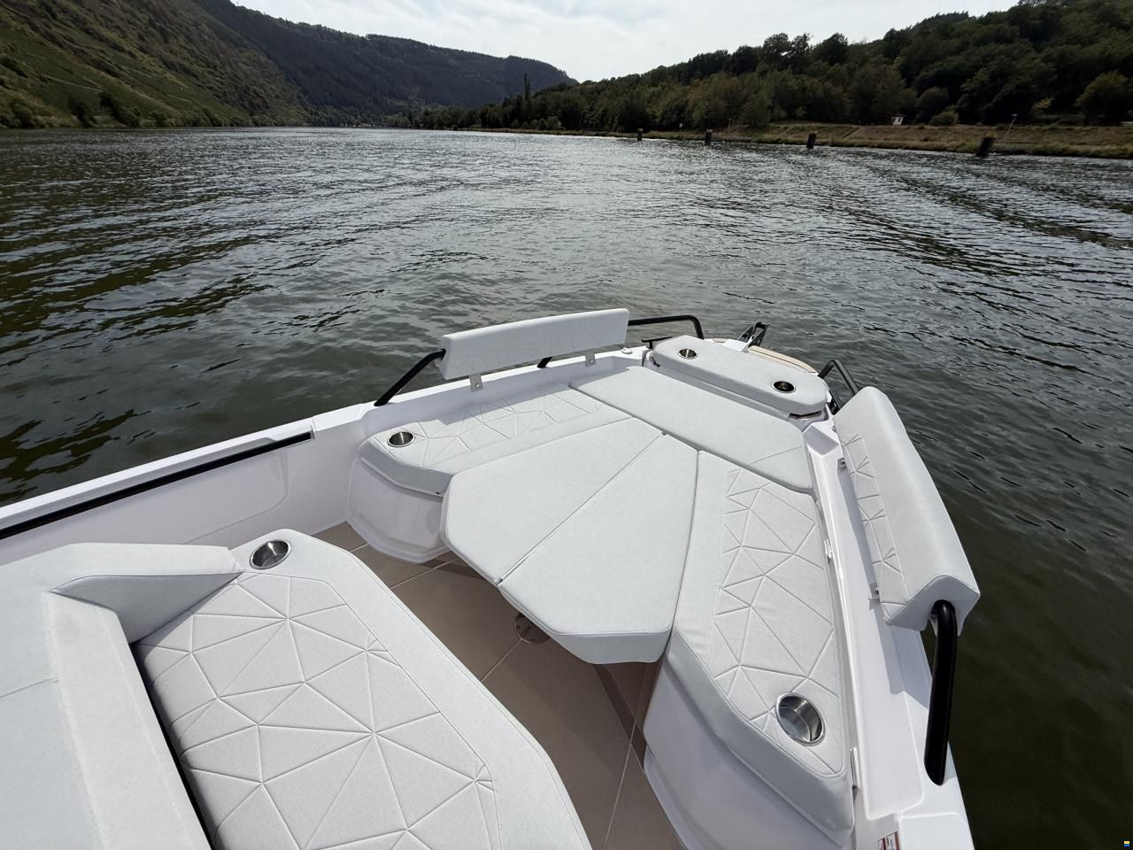 Axopar 38 Cross Top