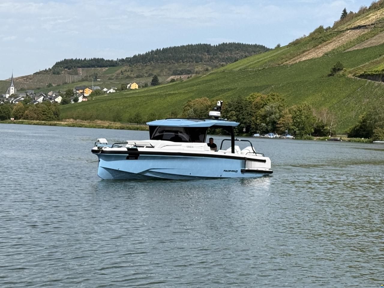 Axopar 38 Cross Top