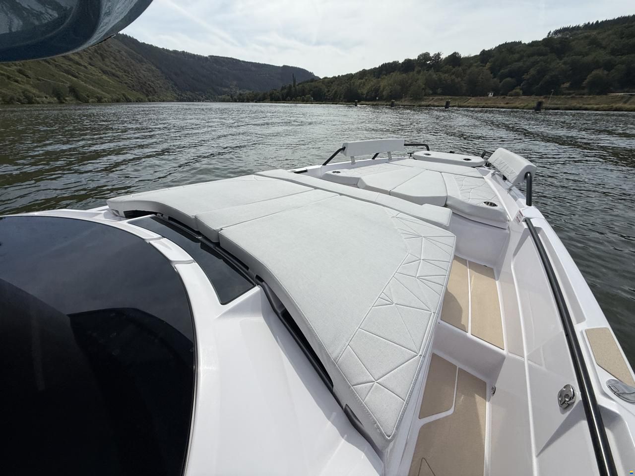Axopar 38 Cross Top