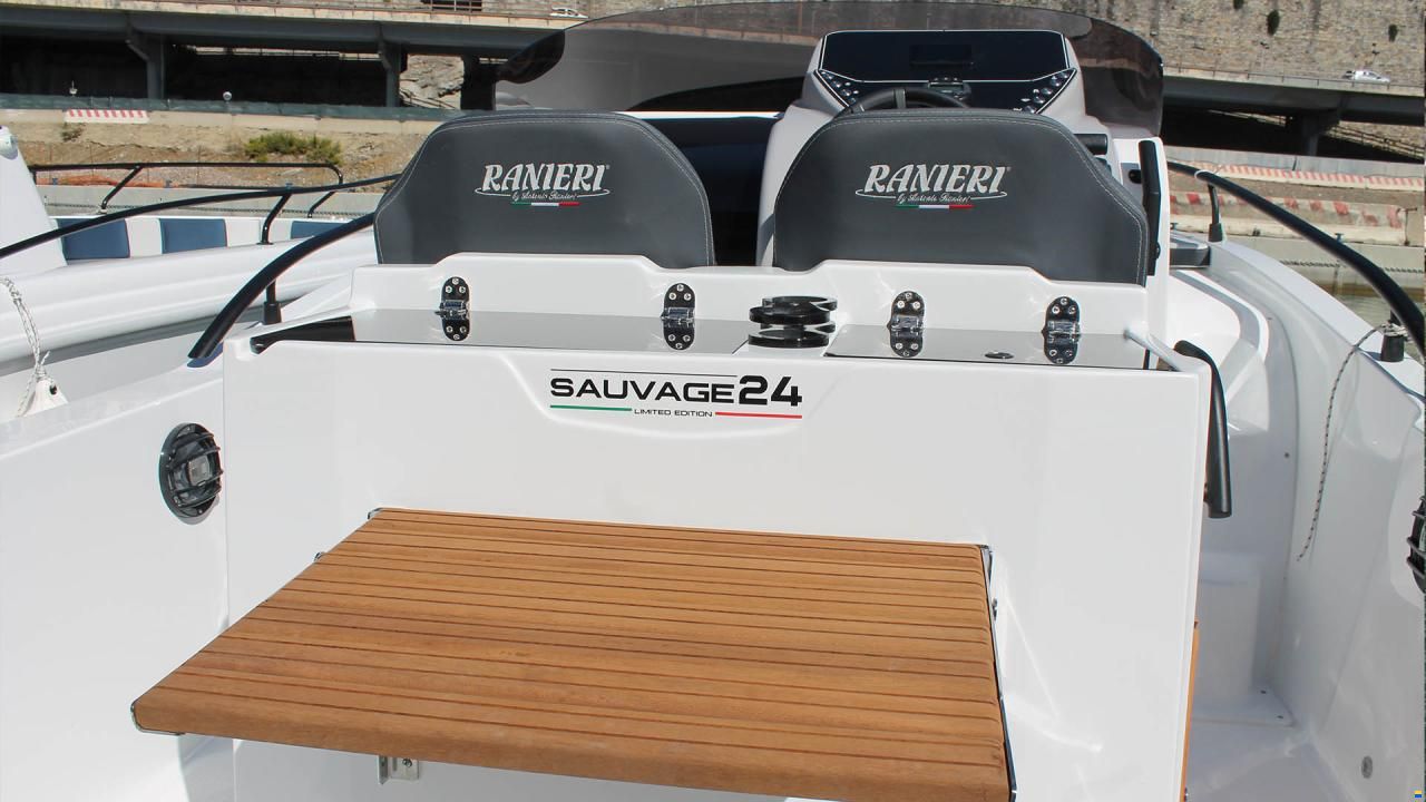 Ranieri Boat Sauvage 24