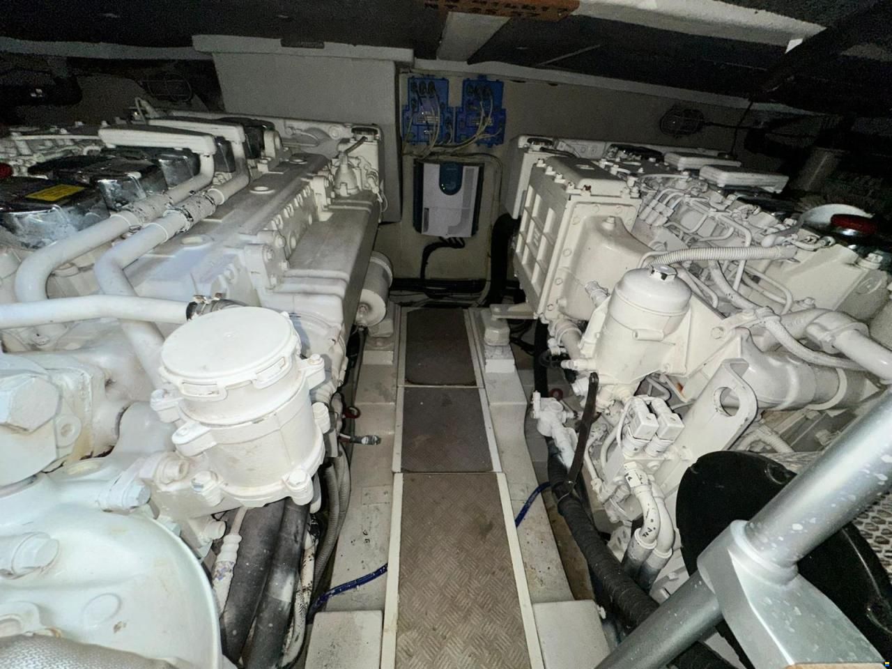 Pershing 46