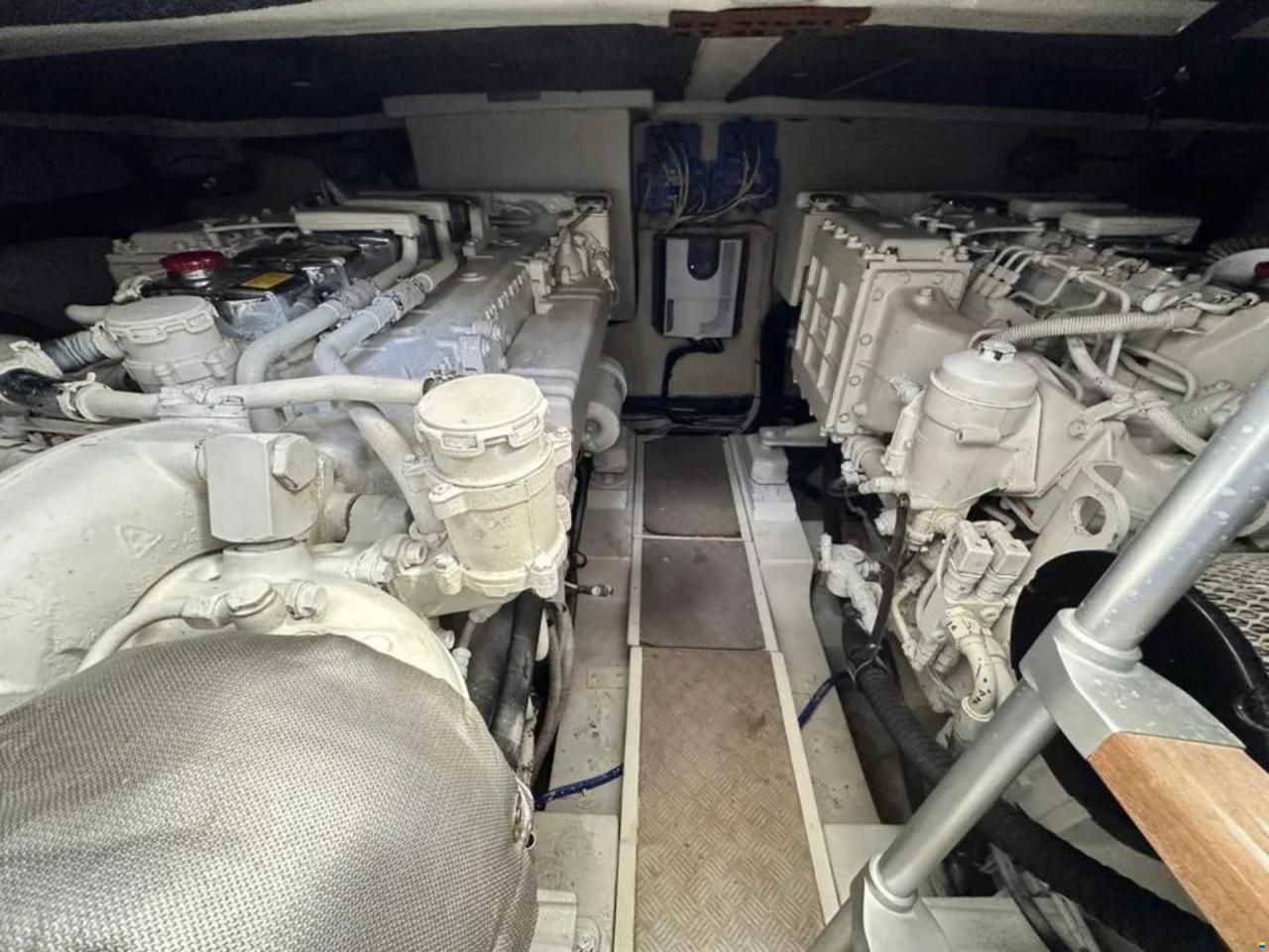 Pershing 46