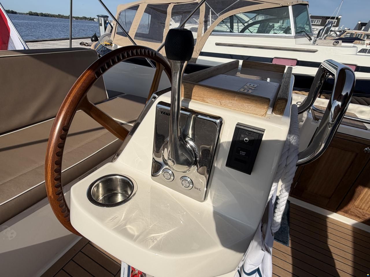 Intender 950 cabrio