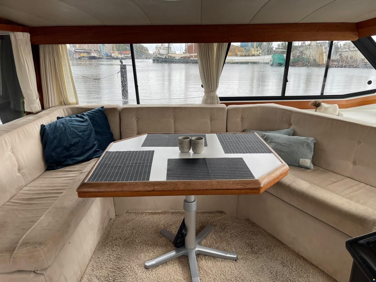 Bayliner 3888 Motoryacht