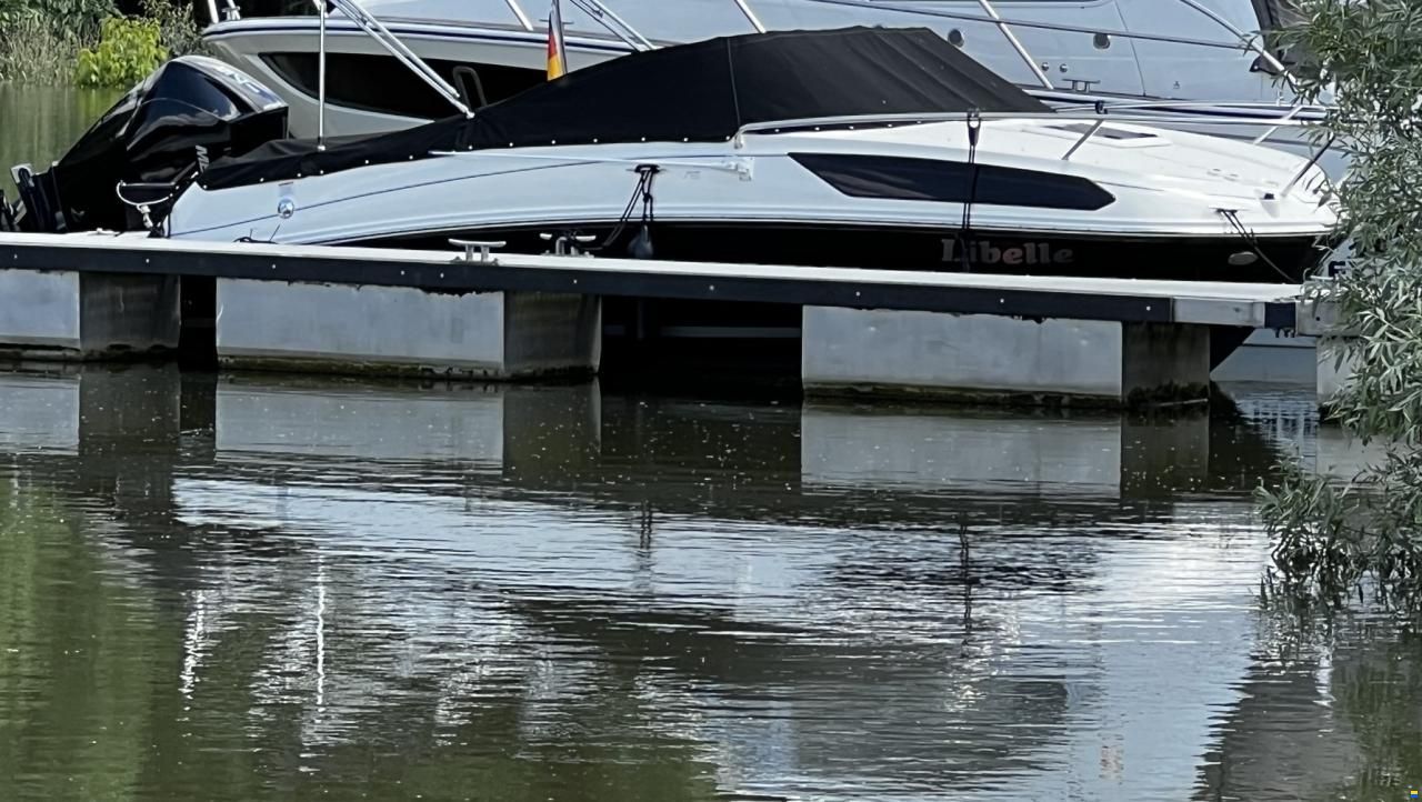 Bayliner VR5