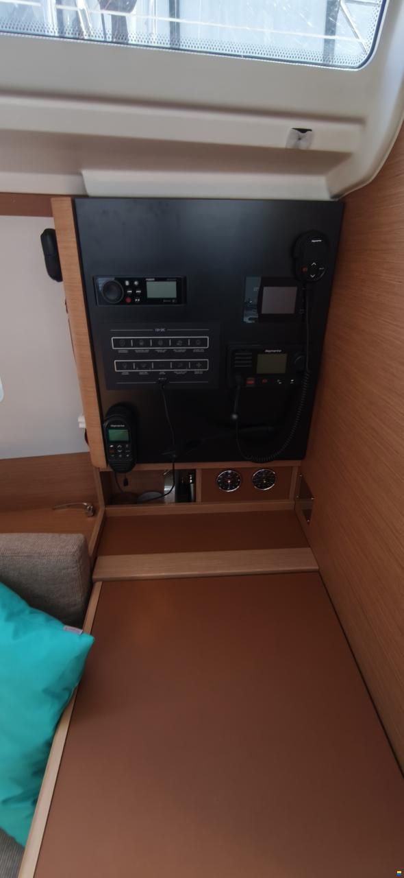 Jeanneau Sun Odyssey 380