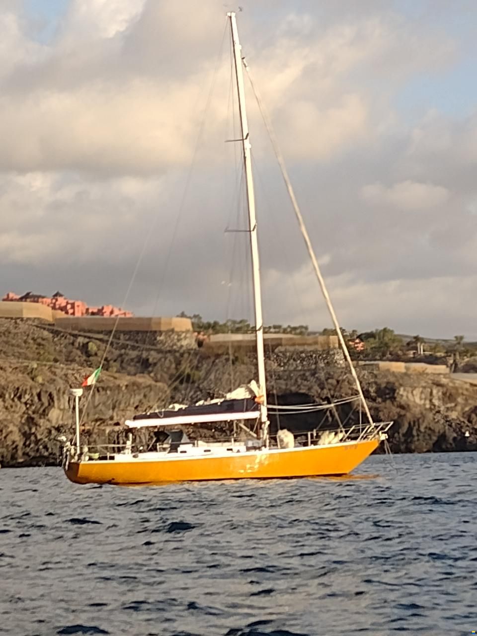 Sloop One off