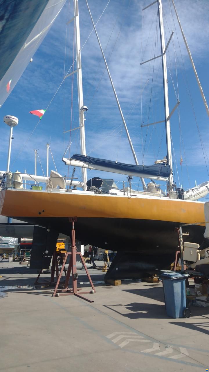 Sloop One off