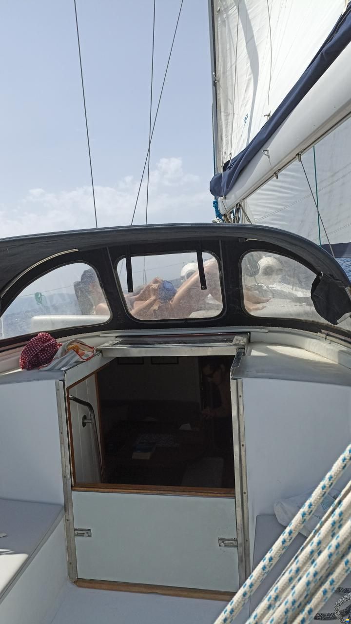 Sloop One off