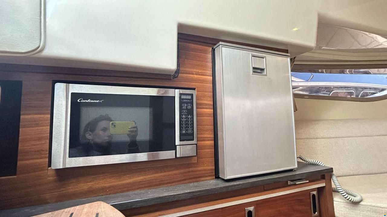 Sea Ray Sundancer 320