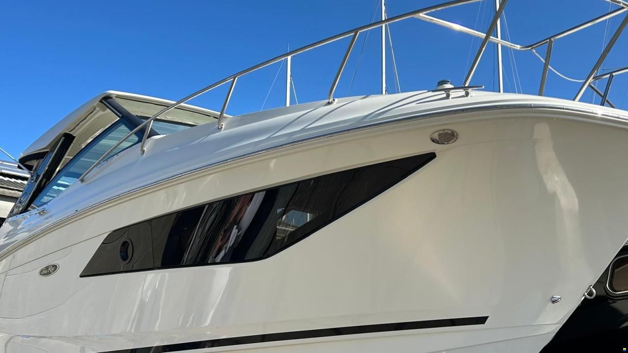 Sea Ray Sundancer 320