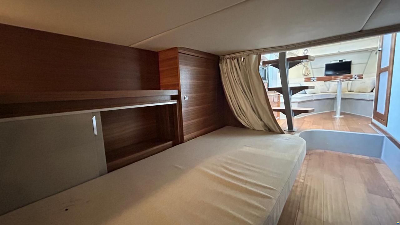 Sea Ray Sundancer 320