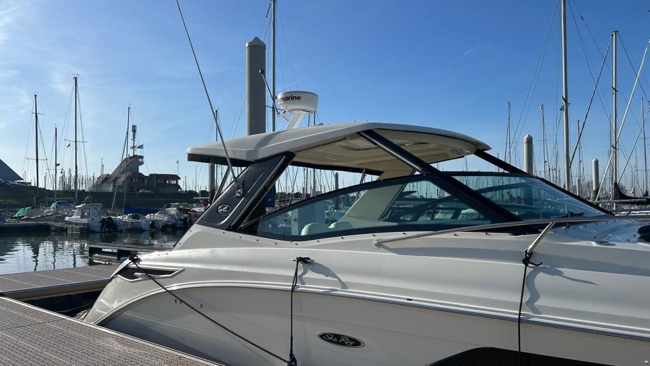 Sea Ray Sundancer 320