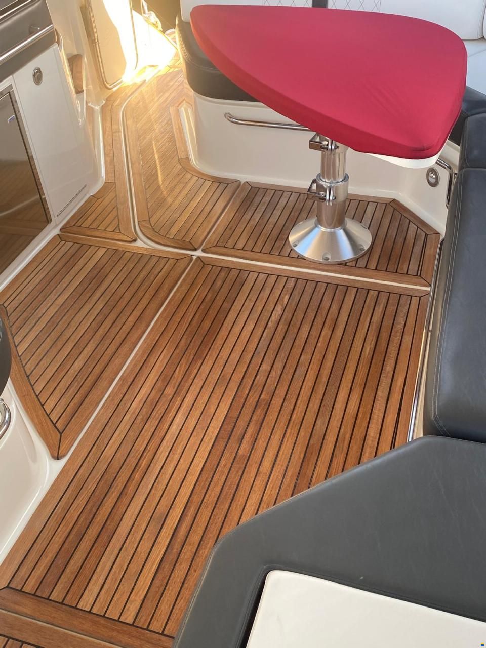 Sea Ray Sundancer 320