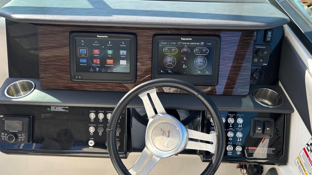 Sea Ray Sundancer 320