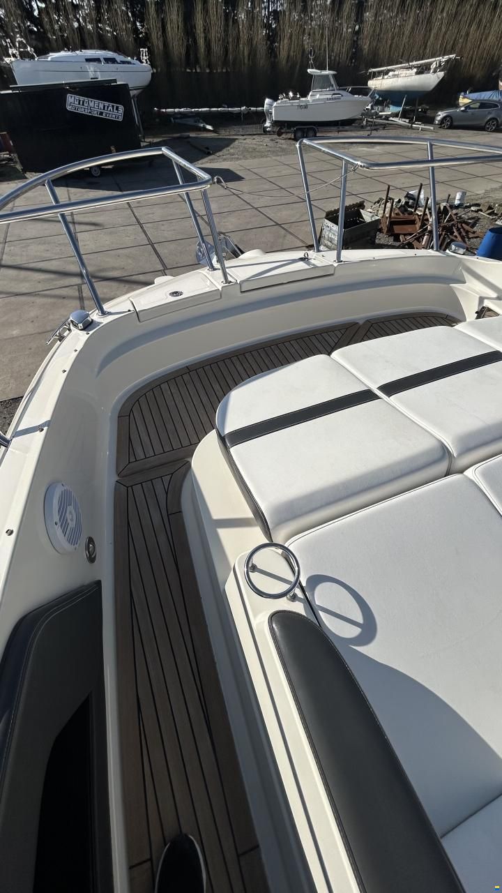 Sea Ray Sundancer 320