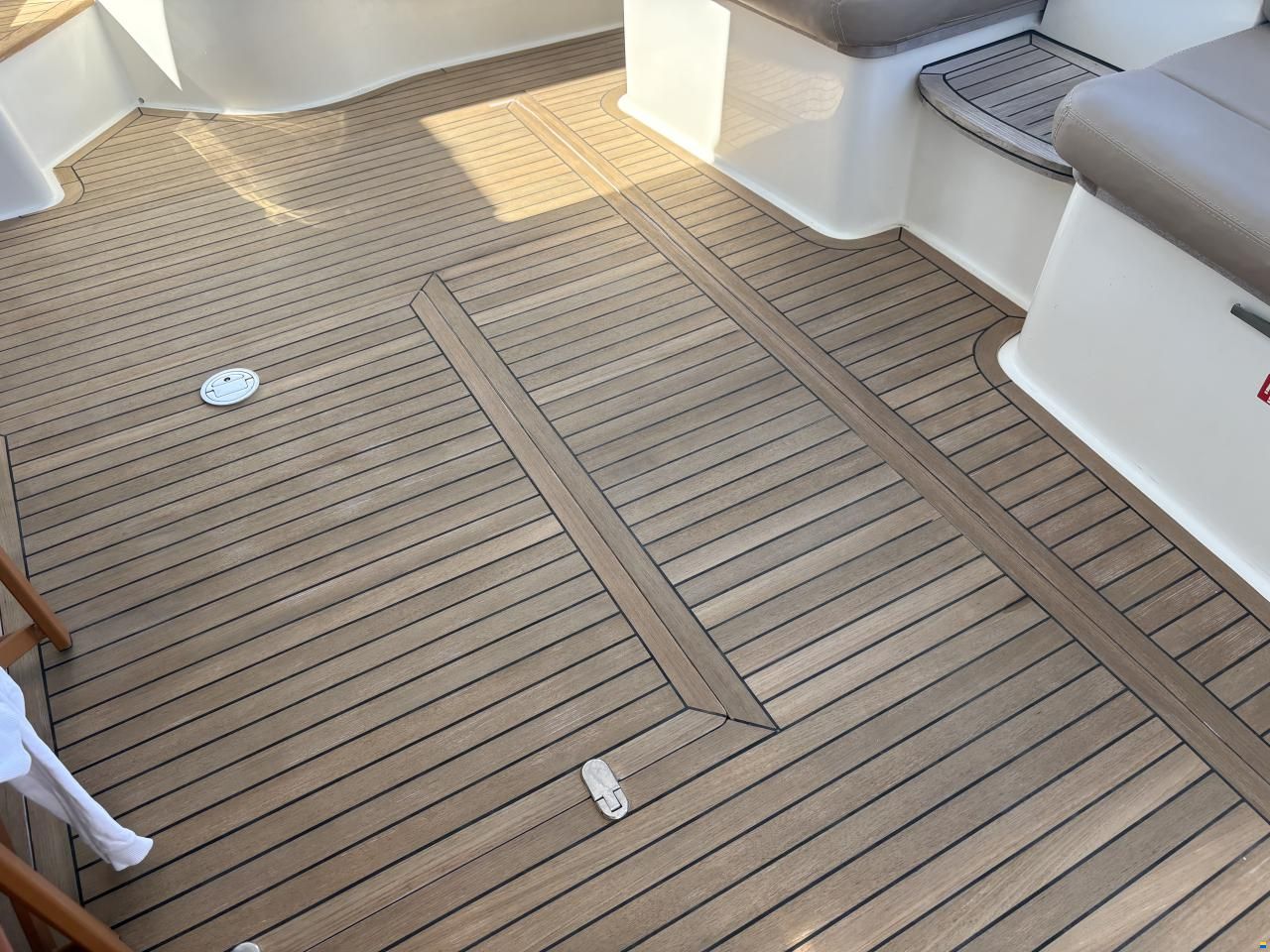 Ferretti 460