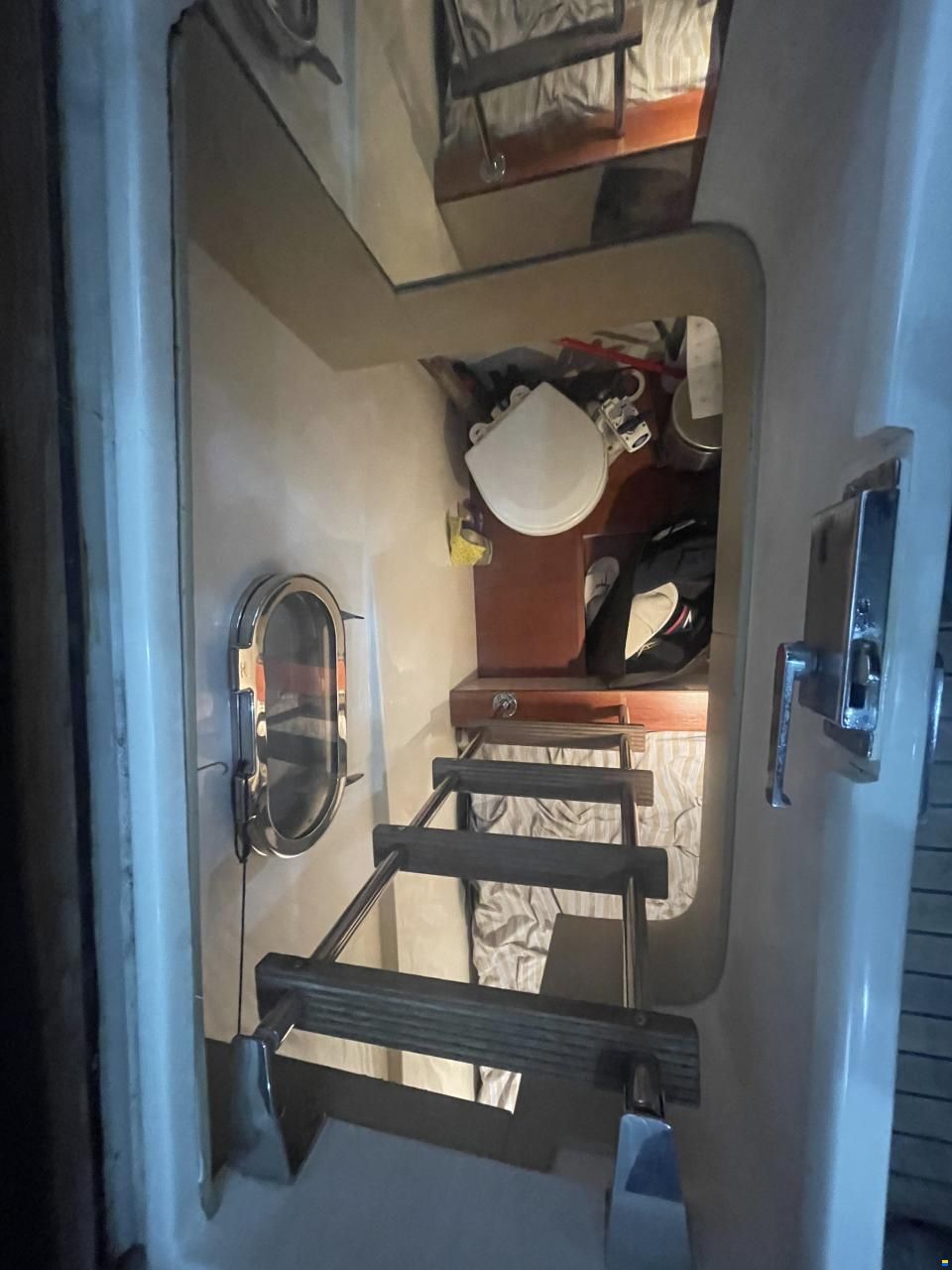 Ferretti 460