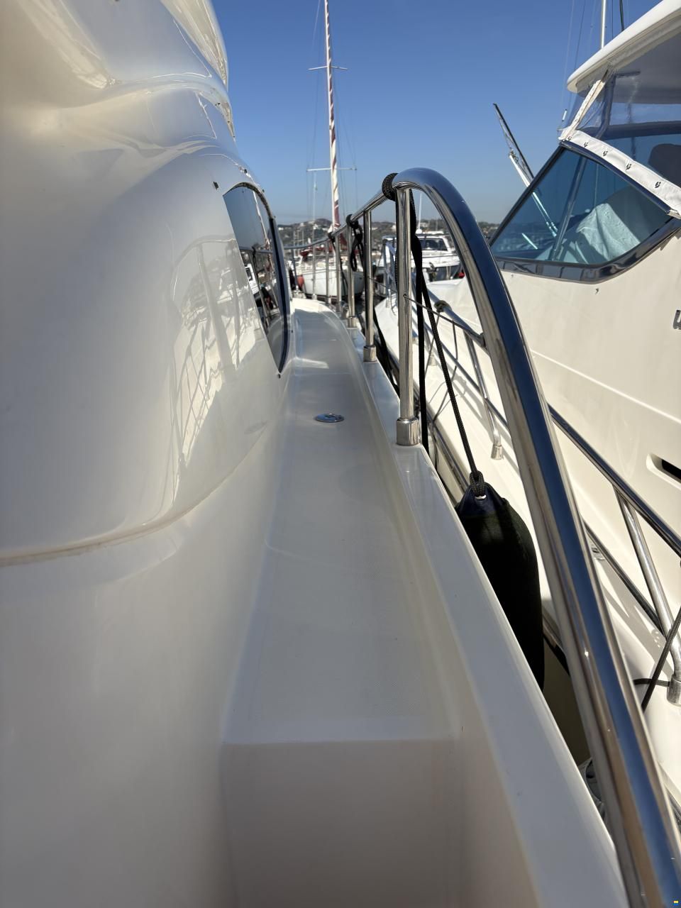 Ferretti 460