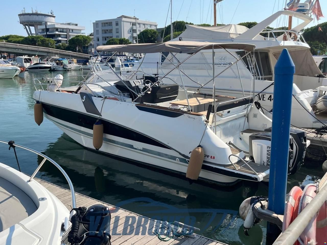Beneteau FLYER 8.8 Sundeck