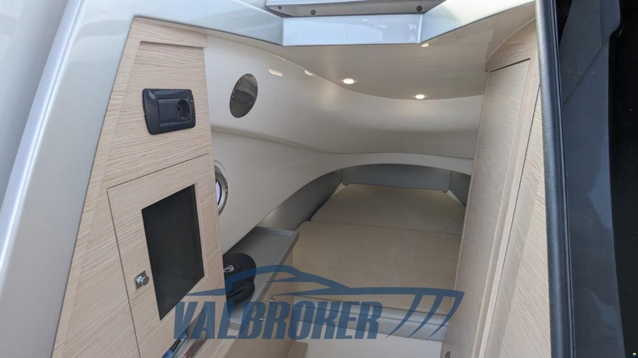 SACS STRIDER 11 Sundeck