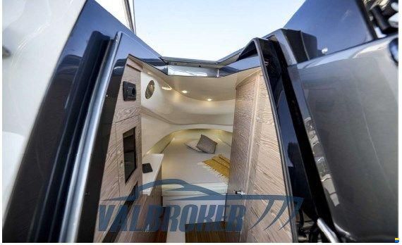 SACS STRIDER 11 Sundeck