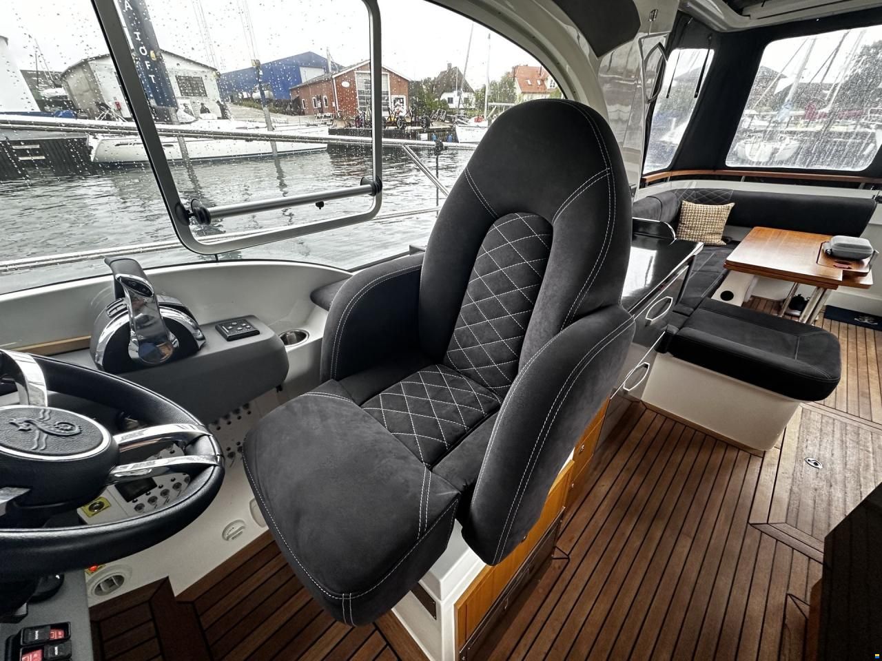 Marex 360 CC