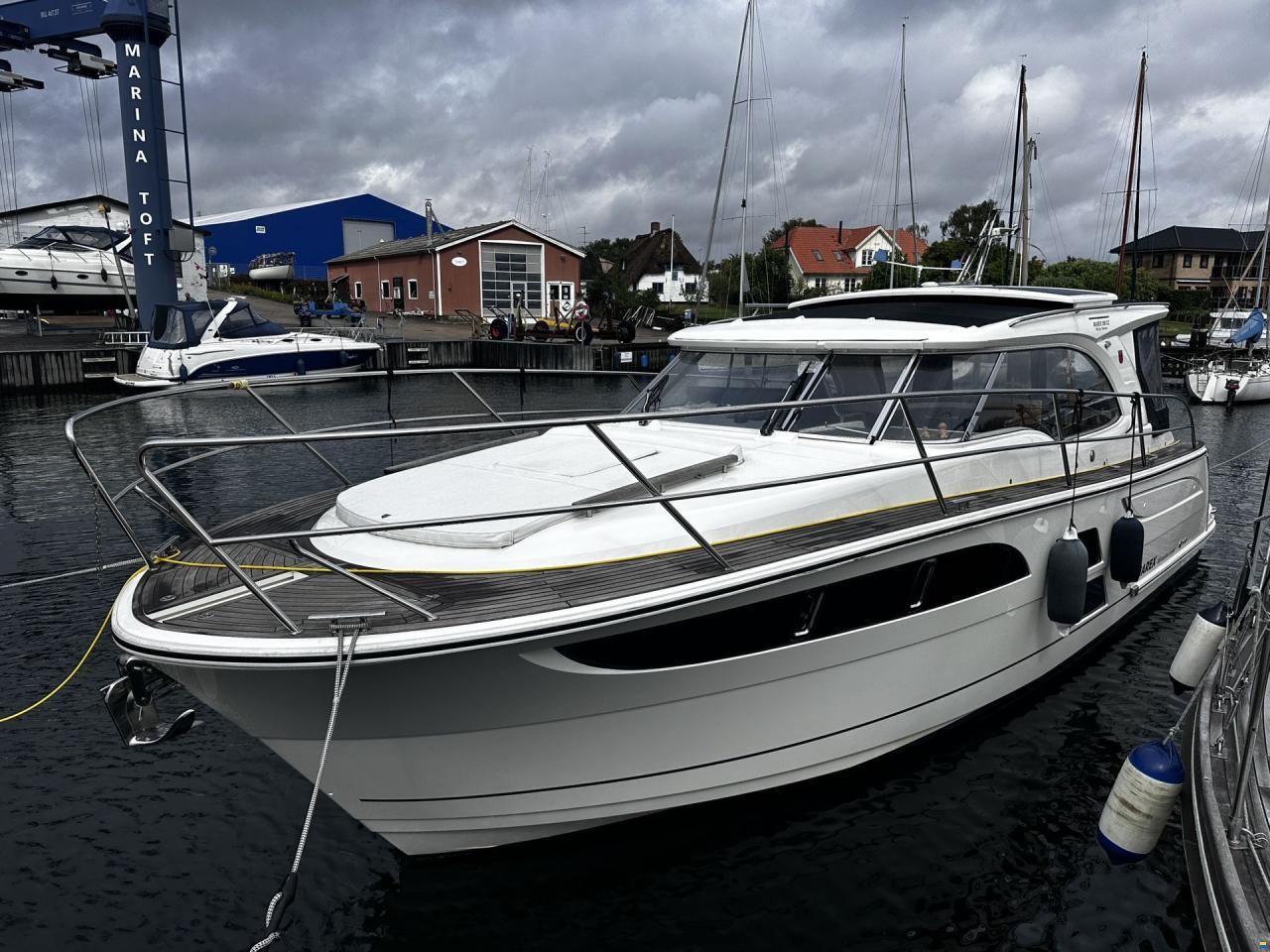Marex 360 CC