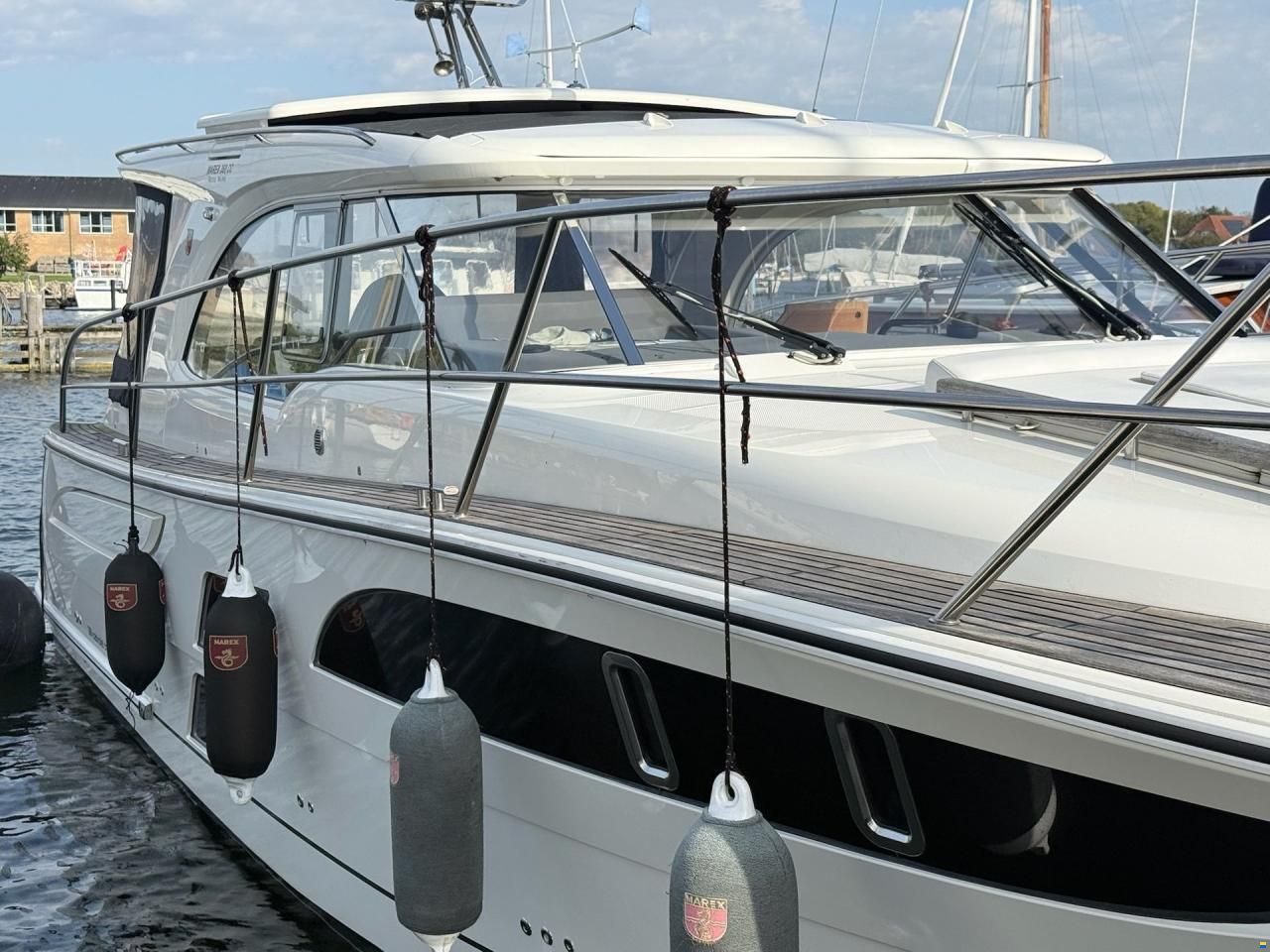 Marex 360 CC