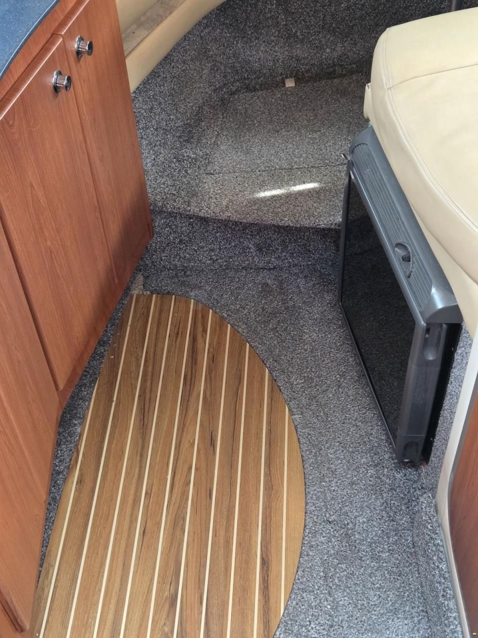 Bayliner 275
