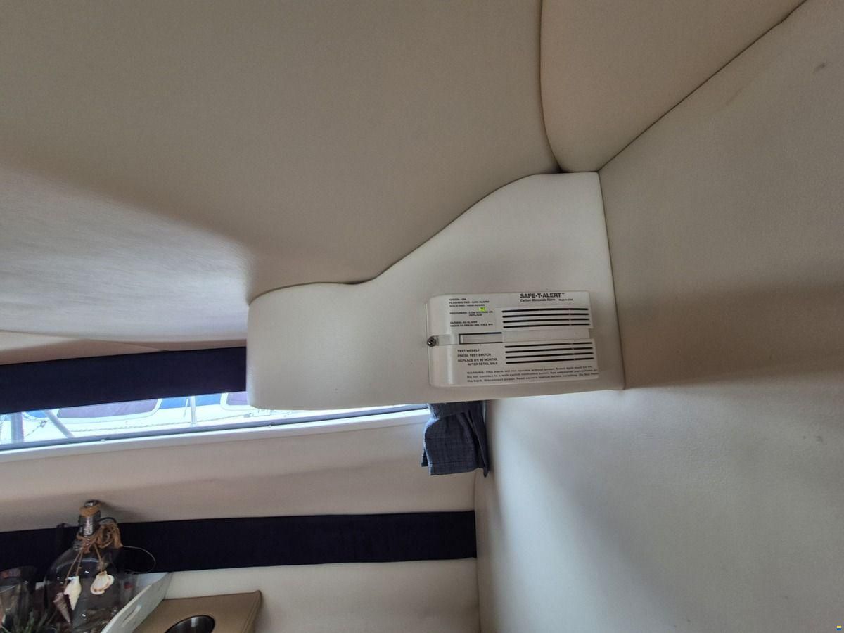 Bayliner 275