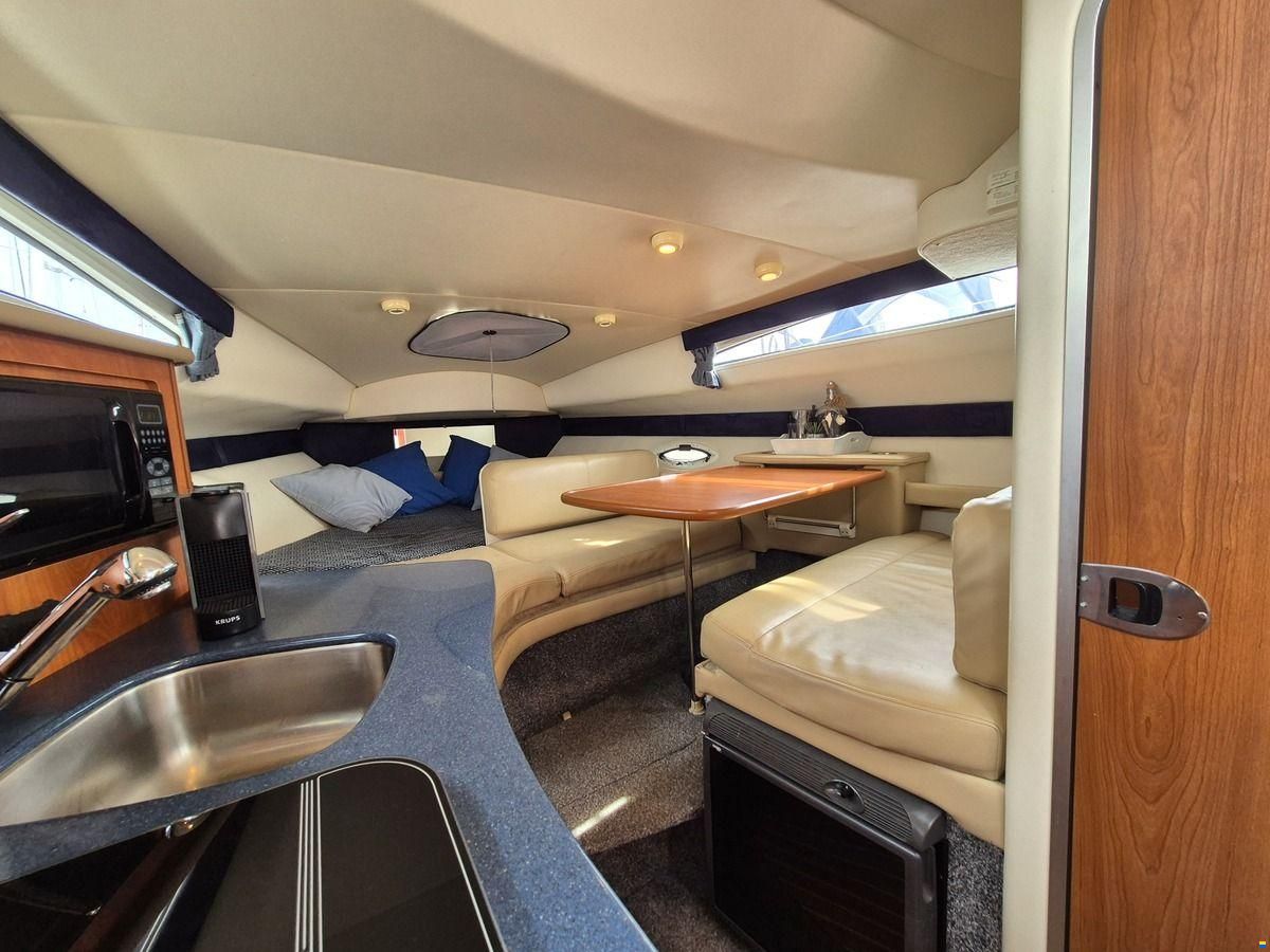 Bayliner 275