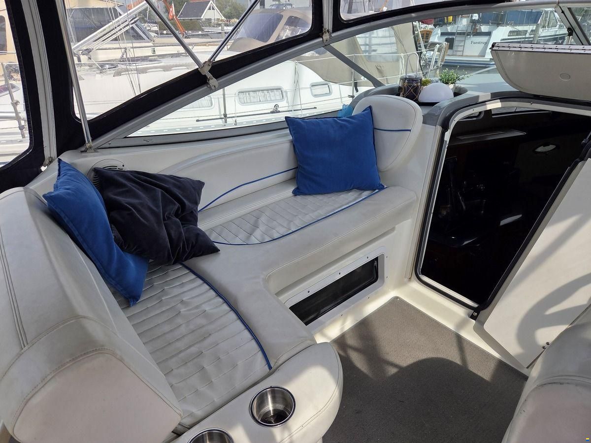 Bayliner 275
