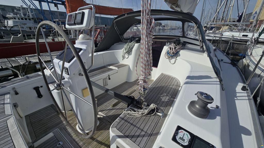 Hanse 350