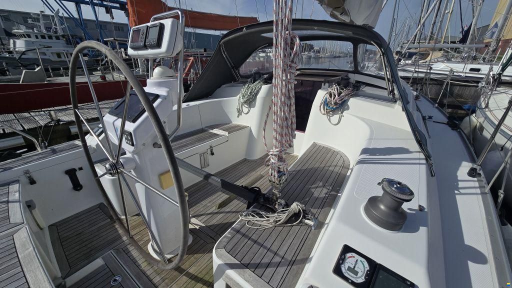 Hanse 350