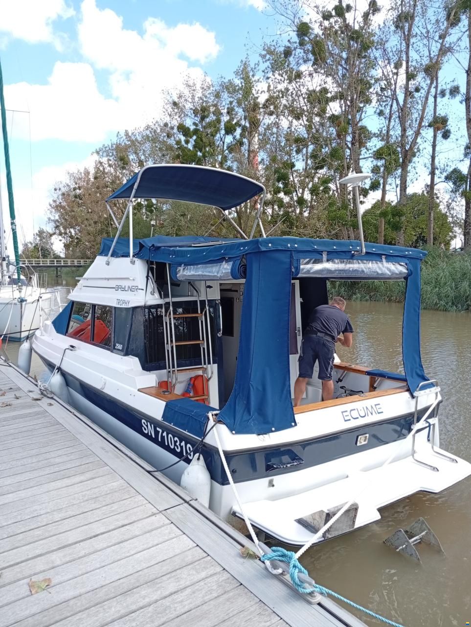 Bayliner Trophy 2560