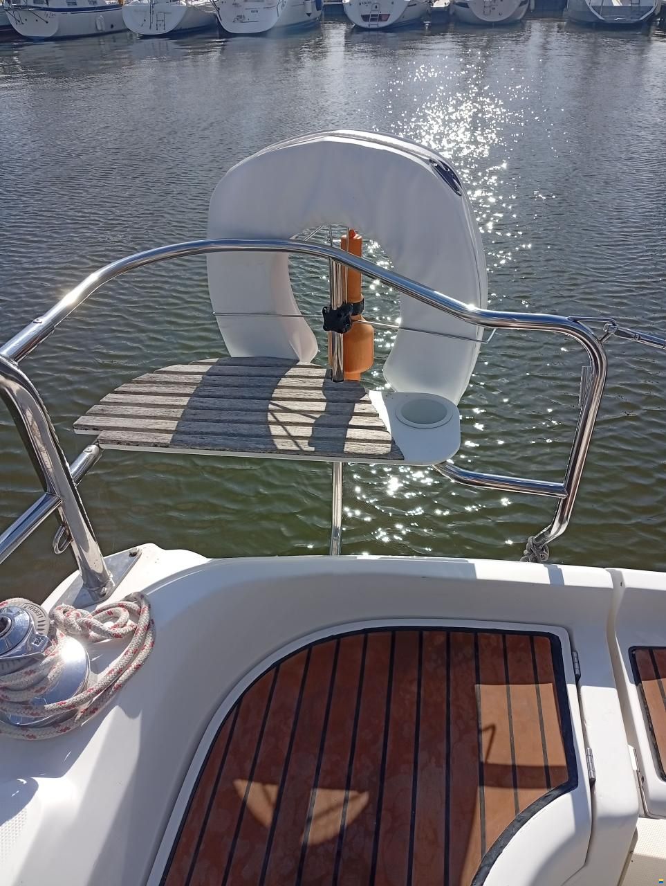 Hunter 33