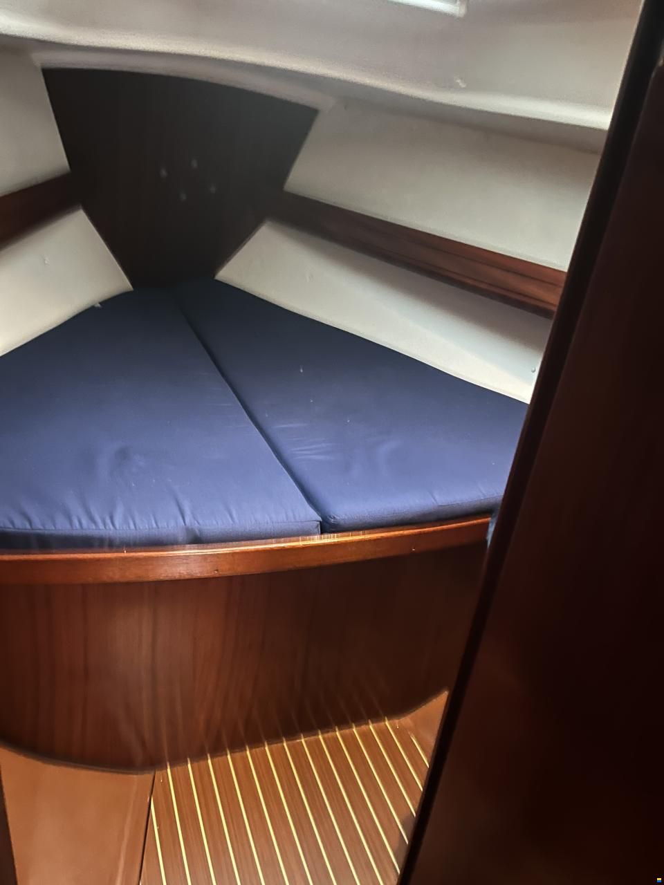 Bavaria 37-3