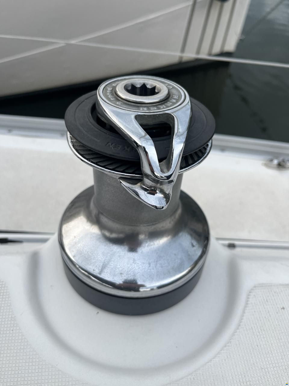 Bavaria 37-3