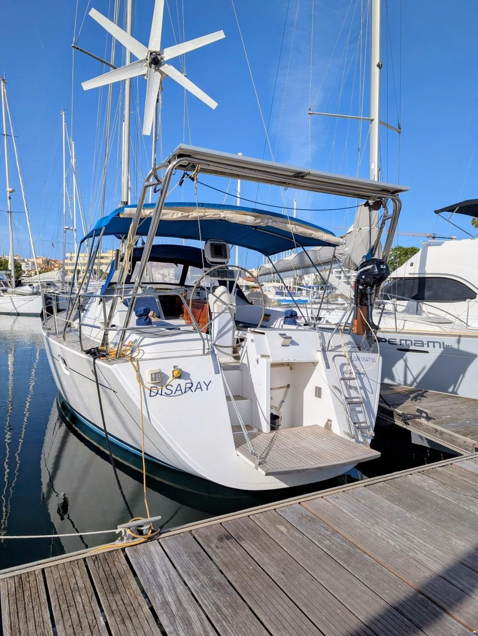 Wauquiez 40 pilot saloon