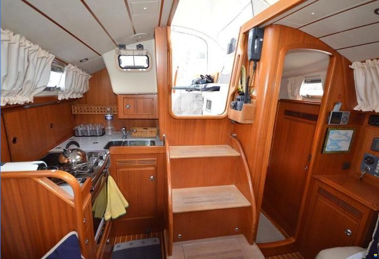 Hallberg-Rassy 310