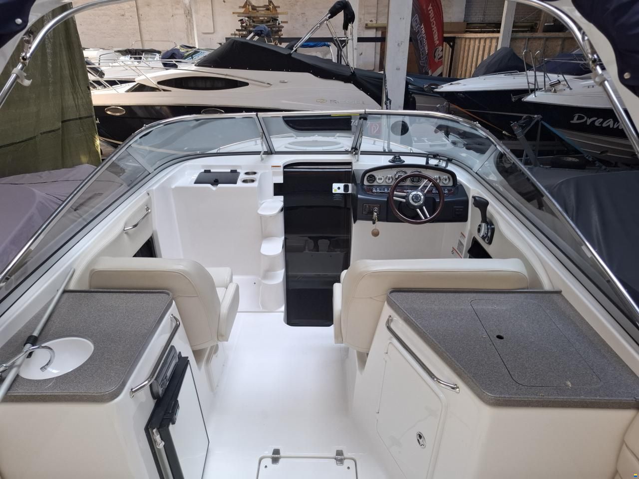 Regal 2750
