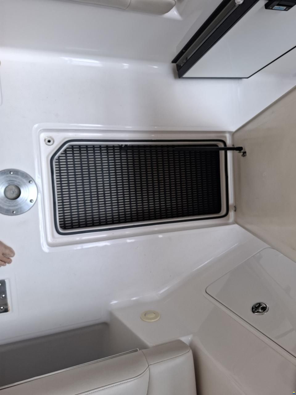 Regal 2750