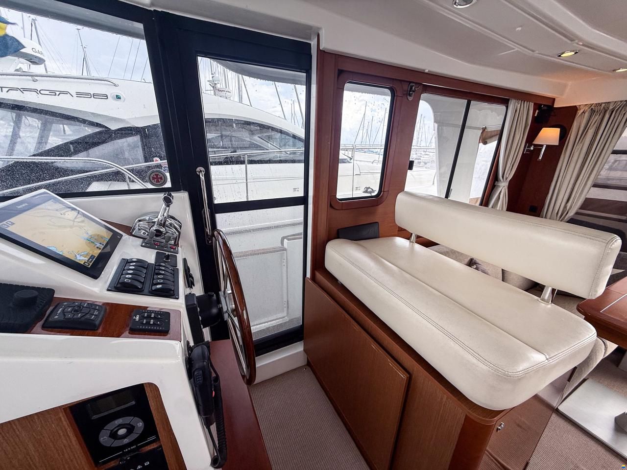 Beneteau Swift Trawler 34