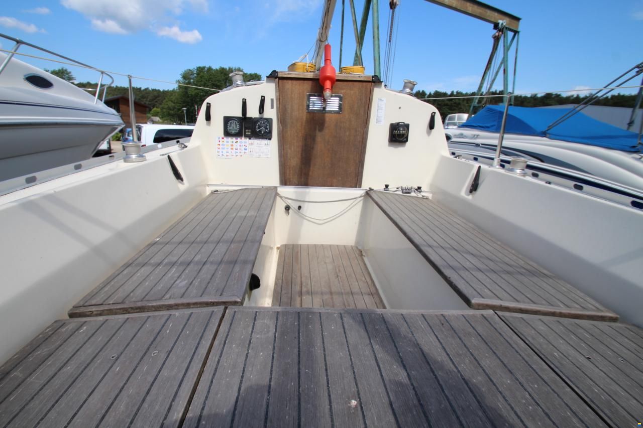 Bavaria 606